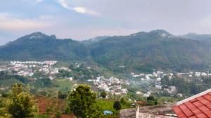 科代卡纳尔G k Holiday的山中小镇的景色 更多2张照片