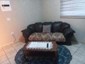 Χώρος καθιστικού στο House at Bethesda