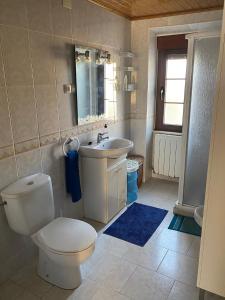 Koupelna v ubytování Casa Rural Busto