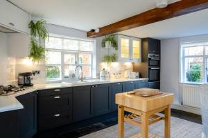 Køkken eller tekøkken på Dovecote Farmhouse + 19 billeder