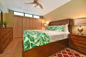 Postel nebo postele na pokoji v ubytování Kihei Akahi C616 · AKH C616 Cozy Condo Near Beach w Ocean View P + 43 fotografií