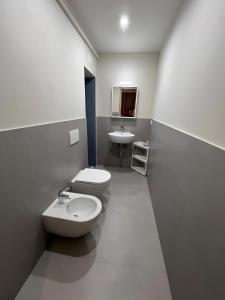 Ένα μπάνιο στο Tavoleria Pisa City Center