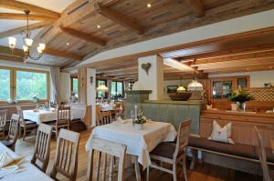 Restaurace v ubytování Gasthof Oberstegen