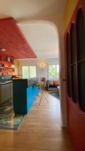 Kuchyň nebo kuchyňský kout v ubytování Mon p'tit nid + 5 fotografií