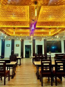 Restaurace v ubytování Dual Mount Resort