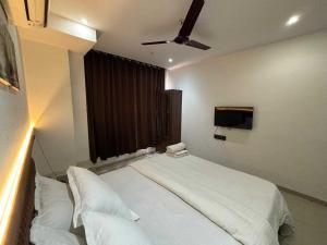 Fotografie z fotogalerie ubytování Townhouse Oak Nani Daman v destinaci Daman