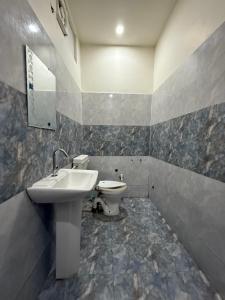 Ένα μπάνιο στο Amritsar Backpackers Hostel