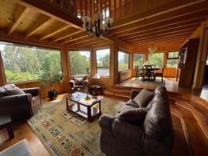 プエルト・バラスにあるBeautiful Plot Lake and Volcano Viewのギャラリーの写真