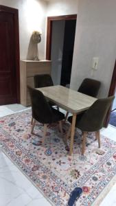 Χώρος καθιστικού στο Appartement ville des roses