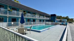 Πισίνα στο ή κοντά στο Hotel Monte Carlo