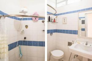 zwei Bilder eines Badezimmers mit Toilette und Waschbecken in der Unterkunft Apartamento no Corredor da Vitoria in Salvador + 5 Fotos