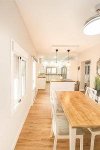 Kuchyň nebo kuchyňský kout v ubytování Night In Sevilla Castilleja + 16 fotografií