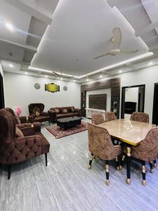 Posezení v ubytování Comfort Family Stay + 18 fotografií