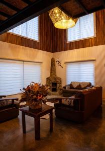 Χώρος καθιστικού στο The Brown House