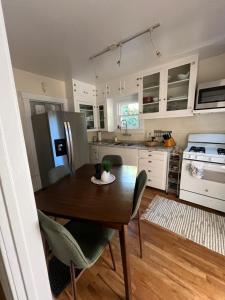 Η κουζίνα ή μικρή κουζίνα στο 3-bedrooms Residential Home