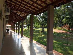 a pavilion with a view of a park at Hotel Kaeru in Avaré