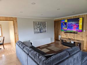 Μια τηλεόραση ή/και κέντρο ψυχαγωγίας στο Casa Natales- Patagonia House