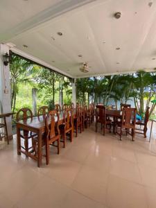 Εστιατόριο ή άλλο μέρος για φαγητό στο Orchid bokor guest house