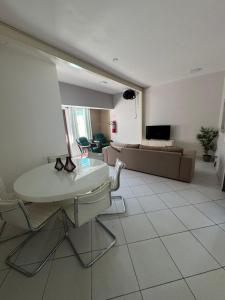 Et tv og/eller underholdning på Vila Forte do Mar