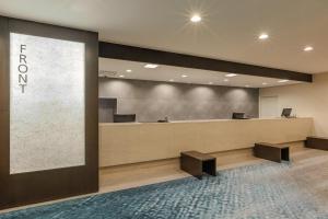 Ο χώρος του λόμπι ή της ρεσεψιόν στο Art Hotel Niigata Station