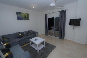 TV a/nebo společenská místnost v ubytování King Nile Luxor