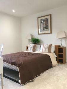 Postel nebo postele na pokoji v ubytování Spacious 3-bedroom Ipswich House with Parking + 13 fotografií