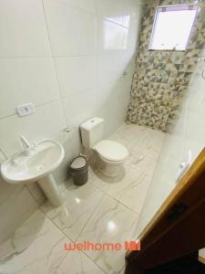 Koupelna v ubytování Casa em Pontal do Parana a 300m do Mar