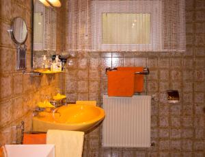 Ένα μπάνιο στο Ferienwohnung Am-Brueckenrain +22 φωτογραφίες