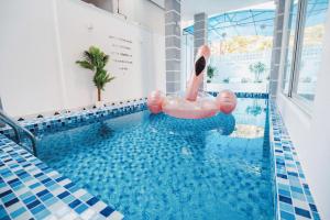 Bazén v ubytování Vung Tau Paris Villa pool near beach nebo v jeho okolí + 27 fotografií