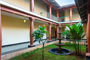 Aed väljaspool majutusasutust Avadale Dandeli - Heritage River Resort - Stag Groups Not Allowed