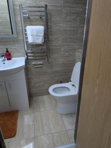 O baie la Allen's property +6 fotografii