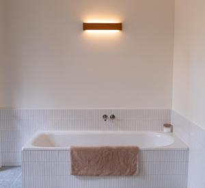 A bathroom at Waldhütte your enchanting forest retreat! Még 28 kép