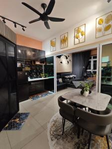 Fotografie z fotogalerie ubytování HI Studio Mesahill Premier with Bathtub v destinaci Nilai