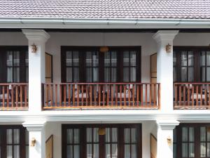 Φωτογραφία από το άλμπουμ του The Secret σε Luang Prabang