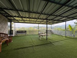 Μπαλκόνι ή βεράντα στο Villa Bukit Punclut