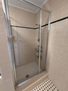 Ένα μπάνιο στο Kunjani - a touch of Africa in the Heart of Kiama