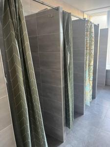 Ένα μπάνιο στο ЛофтХостел