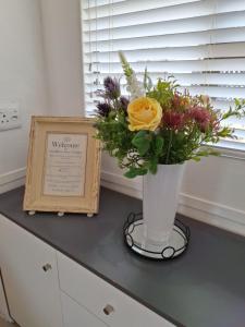 Фотография из галереи The Hilton Stay Cottages в городе Хилтон +26 фотографий