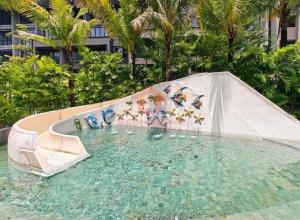 Swimmingpoolen hos eller tæt på Newly Lavaya Resort 1BR with pool + 16 billeder