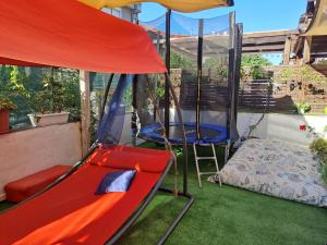 En have udenfor Бюджетна стая за двама