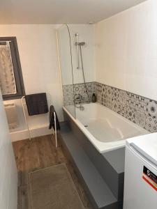 Koupelna v ubytování Le Nid du Sablard