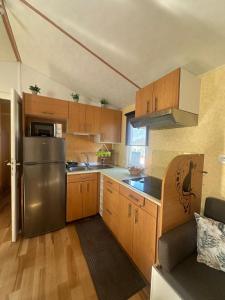 Køkken eller tekøkken på Fantastic house