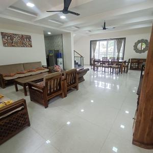 Galería fotográfica de Mansarovar Bungalows en Lonavala