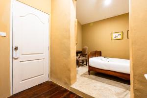 Φωτογραφία από το άλμπουμ του XX Rest Inn Yaowarat - เรสอิน เยาวราช ไชน่าทาวน์ σε Samphanthawong