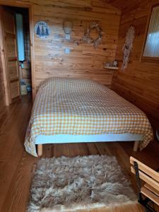 Afbeelding uit fotogalerij van Roulotte en bois in Fuveau