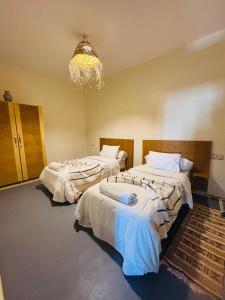 Postel nebo postele na pokoji v ubytování Sunrise Camp