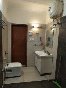 Ένα μπάνιο στο HillNesst