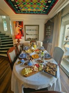 Đồ ăn tại/gần căn hộ +14 ảnh