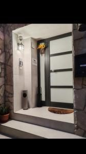 a view of a garage door with a mirror at A Casa Di Ugo in Fisciano