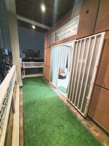 Fotografie z fotogalerie ubytování Shree Dattatray Homestay Fully Air Conditioned Property Near to Mahakaleshwar Jyotirlinga Ujjain and Near to Ujjain Junction Railway Station v destinaci Udždžain